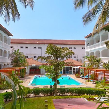 Sarges Hotel Serrekunda Luaran gambar