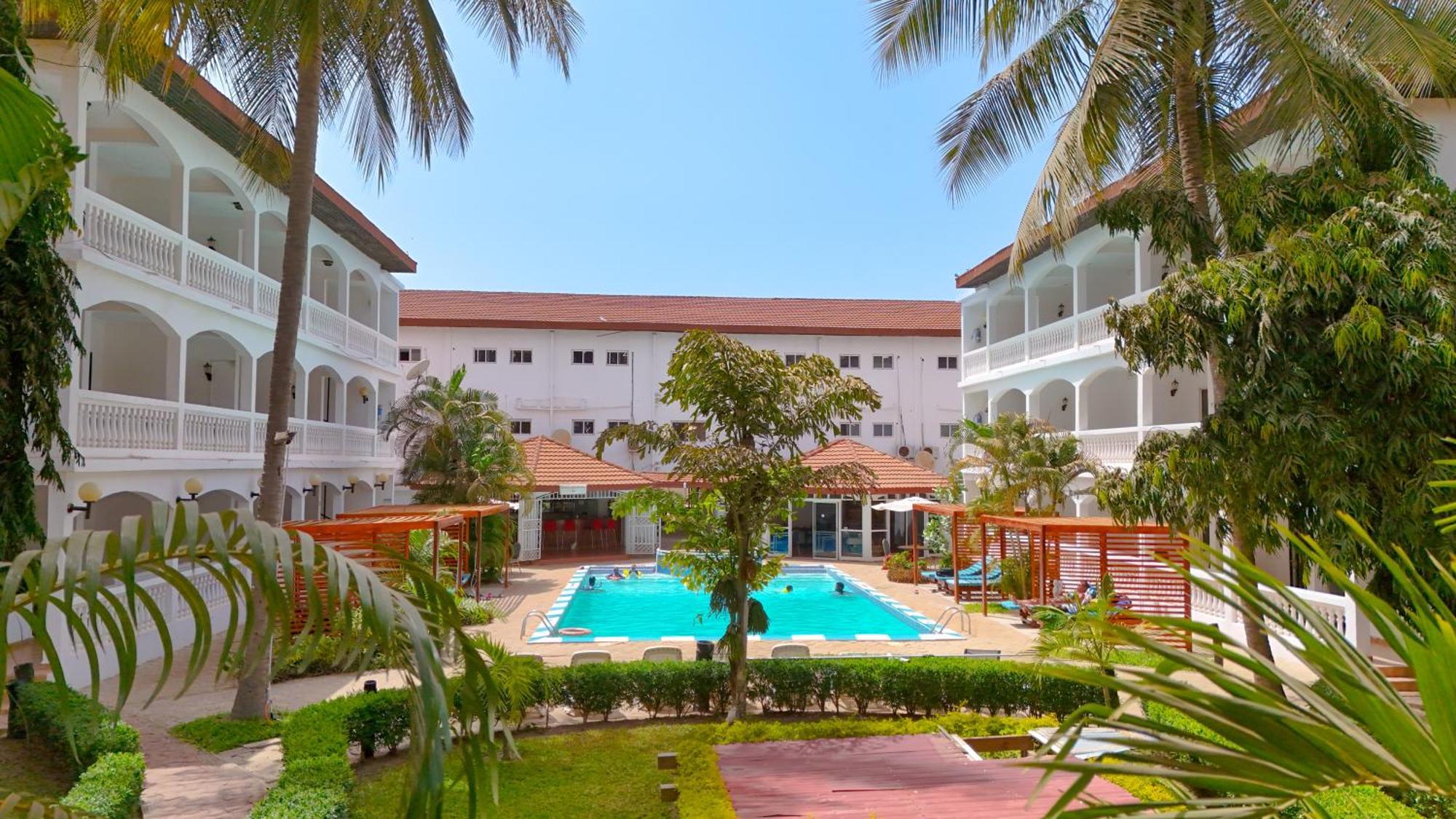 Sarges Hotel Serrekunda Luaran gambar