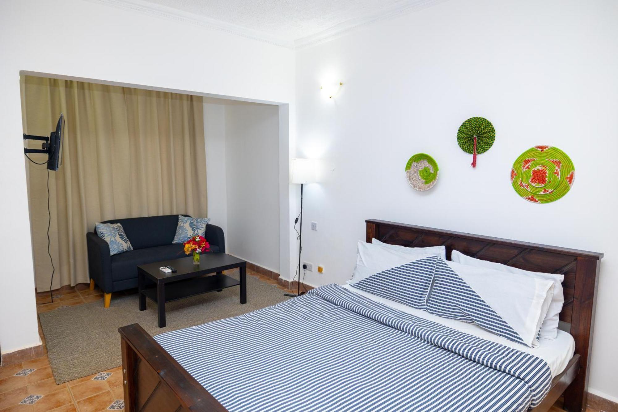 Sarges Hotel Serrekunda Luaran gambar